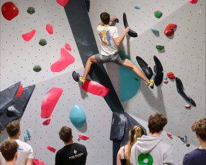 STUDENT CLIMBING NIGHT 1